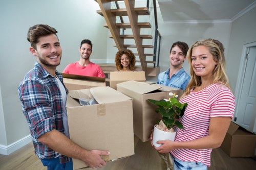 Moving van service for homes in Merton Park
