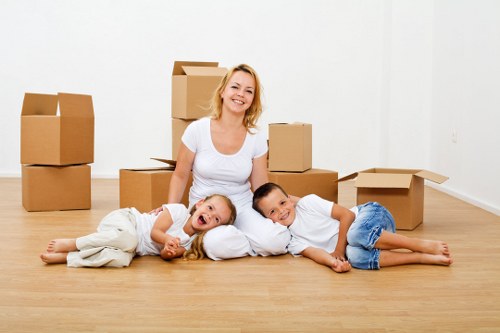 Furniture collection and transport in Mertonpark