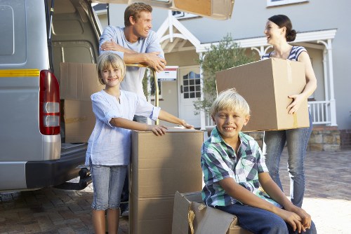 Careful transport support for a flat move in Merton Park