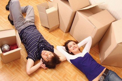 Practical moving support for residents in Mertonpark